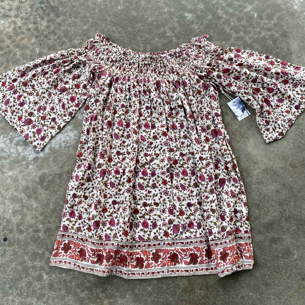 Off the shoulder floral flowy dress